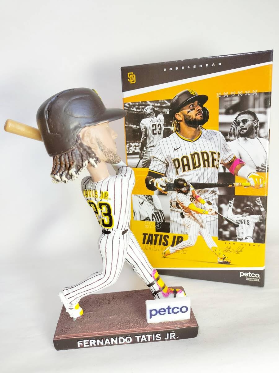 限定レア品 Padres パドレス フェルナンド•タティス•ジュニアボブルヘッド Amazon.co.jp: フェルナンド タティス ジュニア／ボブルヘッド バブル